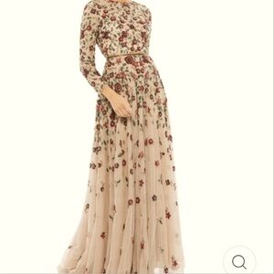 Mac Duggal FLORAL LONG SLEEVE ILLUSION GOWN size 6 in Antique Rose color beige